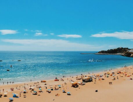 Kredyt gotówkowy przed i po wakacjach.