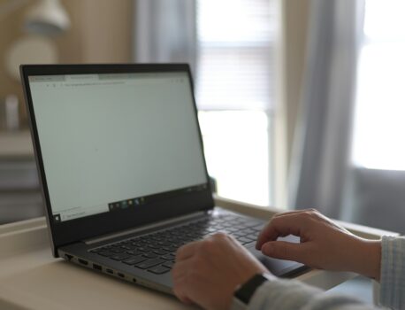 Pożyczka bez wychodzenia z domu — przewodnik krok po kroku