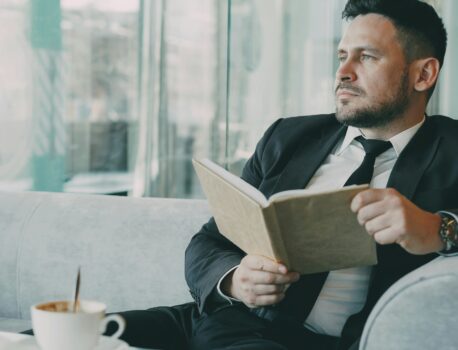 Na co zwrócić uwagę przy umowie kredytowej – RRSO, WIBOR, opłaty dodatkowe