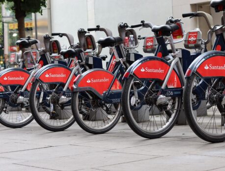 Loteria Santander Consumer Bank 2025 – wygraj samochód Omoda 5 i tysiące atrakcyjnych nagród!