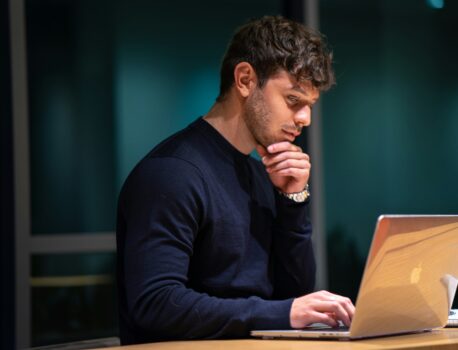 Jak sprawdzić wiarygodność firmy pożyczkowej — 7 kroków