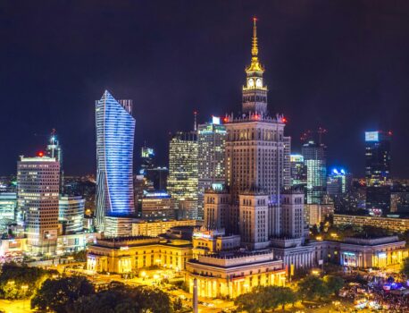 Pożyczka Warszawa: Gdzie wziąć pożyczkę i na co uważać? Przewodnik dla mieszkańców