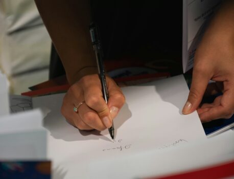 Kredyty z poręczycielem — zalety, ryzyka, jak formalnie wygląda proces