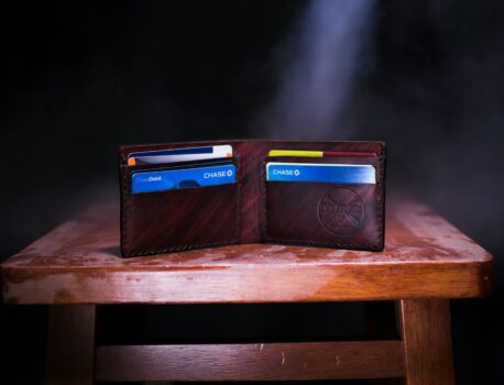 Jak skutecznie zmniejszyć zadłużenie i wysokie odsetki za kartę kredytową? Sprawdź konsolidację