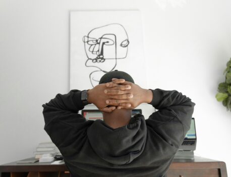 Pożyczka na firmę czy dla osoby prywatnej? Kluczowe różnice i korzyści podatkowe