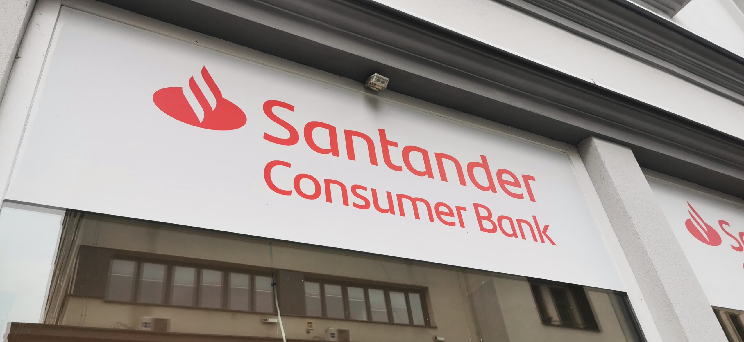 Karta kredytowa Visa Bonus w Santander Bank Polska: Sposób na 640 zł zwrotu